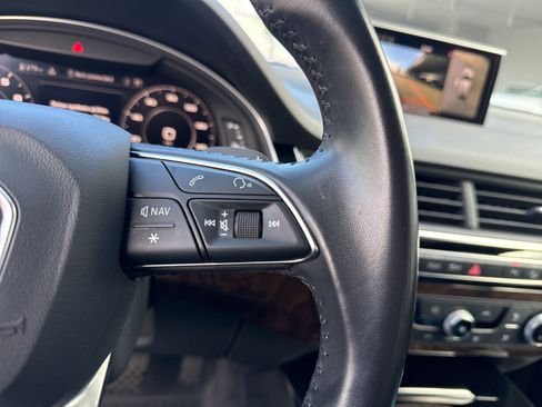 Used 2018 Audi Q7 3.0T Premium Plus image 18