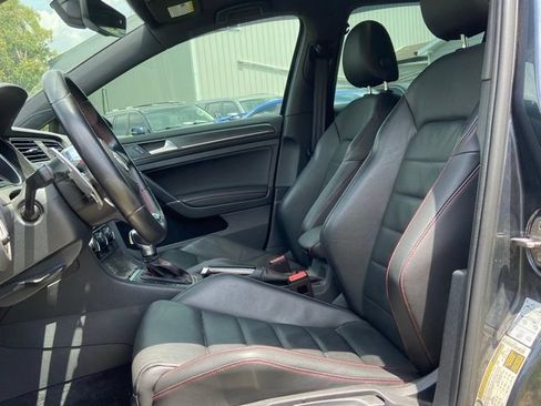 Used 2020 Volkswagen GTI SE FWD image 11