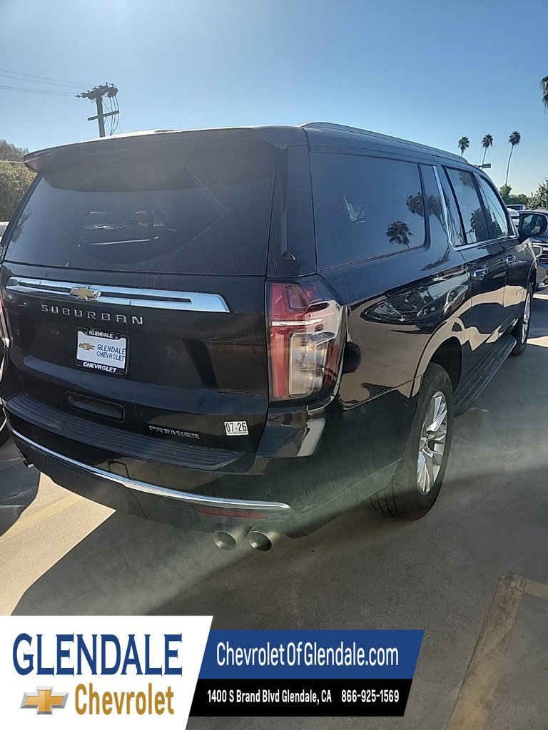 Used 2023 Chevrolet Suburban Premier RWD image 6