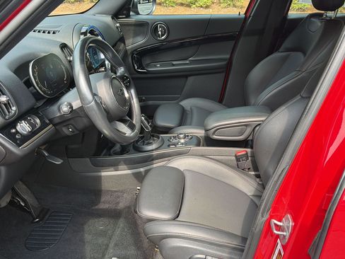 Used 2022 MINI Cooper Countryman S w/ Premium Package FWD image 5