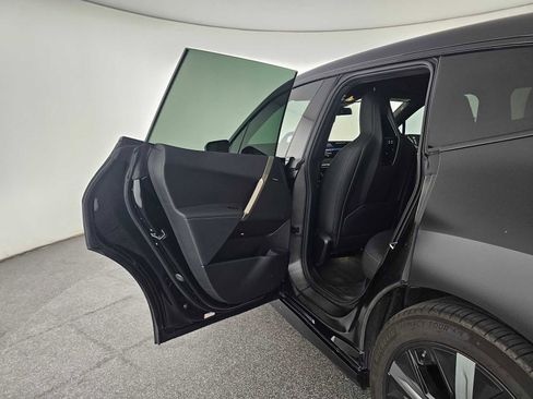 Used 2023 BMW iX xDrive50 w/ Ultimate Package image 16