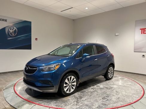 Used 2019 Buick Encore Preferred image 2