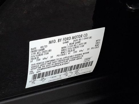 Certified 2023 Ford Explorer XLT w/ Equipment Group 202A AWD/4WD image 27