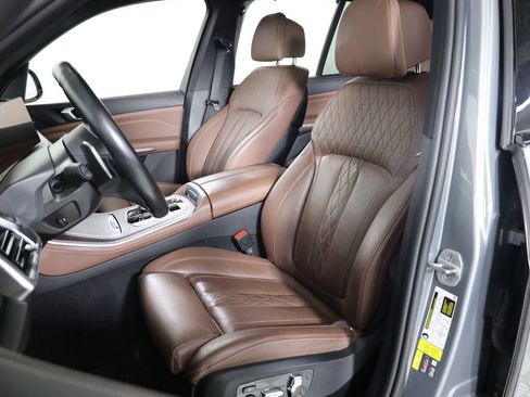 Used 2024 BMW X5 xDrive50e w/ Executive Package image 31