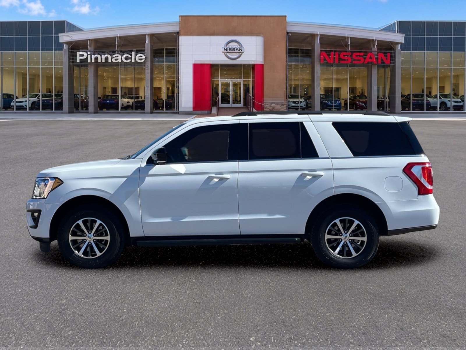 Used 2021 Ford Expedition XL RWD image 3