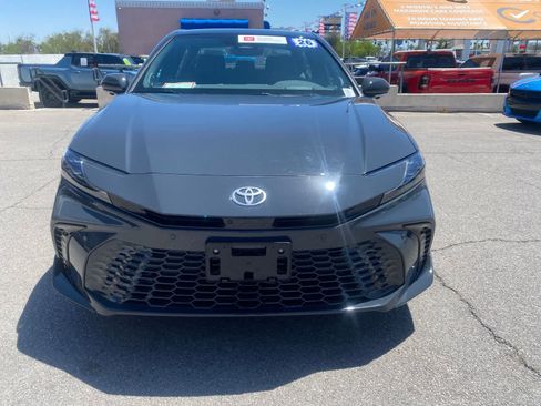 Used 2026 Toyota Camry XSE AWD/4WD image 3