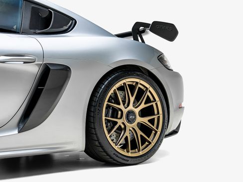 Used 2023 Porsche 718 Cayman GT4 RS RWD image 15