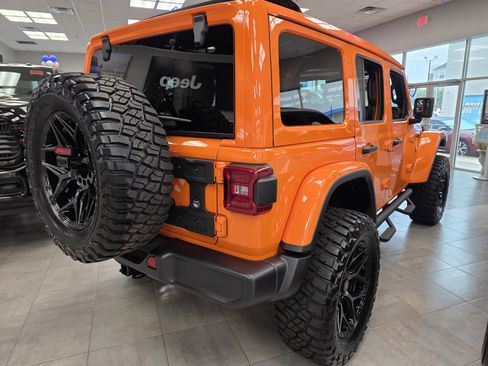 New 2025 Jeep Wrangler Unlimited Rubicon w/ Convenience Group image 4
