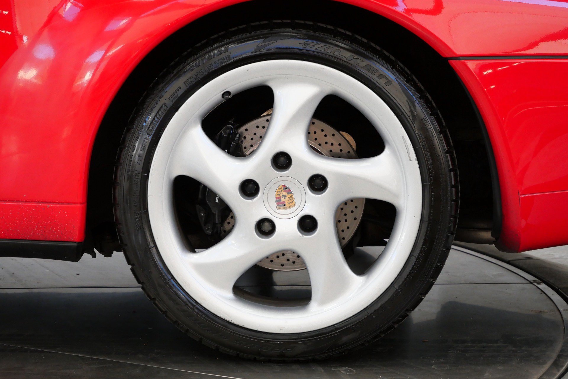 Used 1996 Porsche 911 GT3 RS image 11