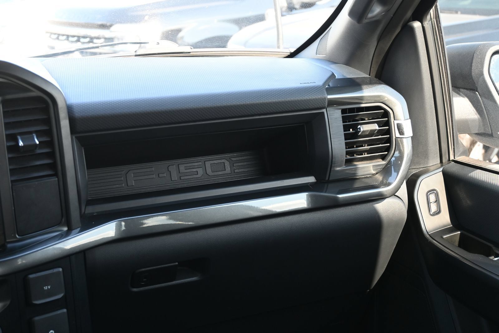 Used 2024 Ford F150 STX AWD/4WD image 8