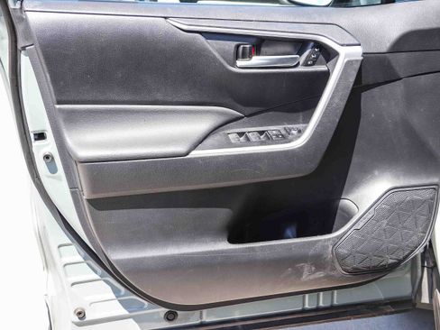 Used 2023 Toyota RAV4 XLE Premium FWD image 22