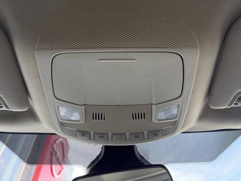 Used 2024 Ford Edge SE image 28