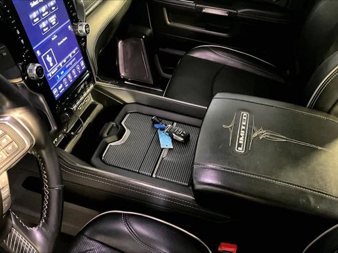 Used 2019 RAM 2500 Limited image 17