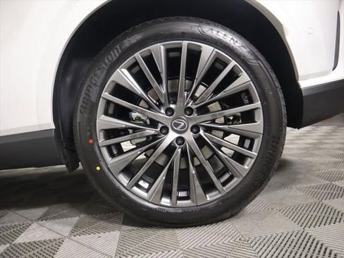 New 2026 Lexus RX 450h AWD image 31