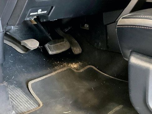 Used 2021 Ford F250 Platinum w/ Tremor Off-Road Package image 22