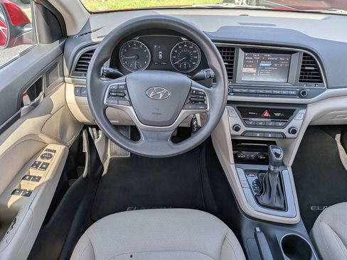 Used 2018 Hyundai Elantra SEL FWD image 16