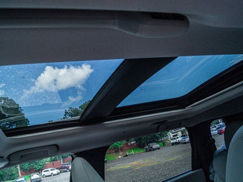 New 2025 Mitsubishi Outlander AWD image 15