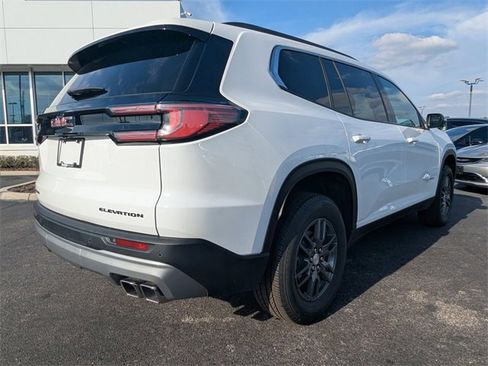 Used 2025 GMC Acadia Elevation image 4