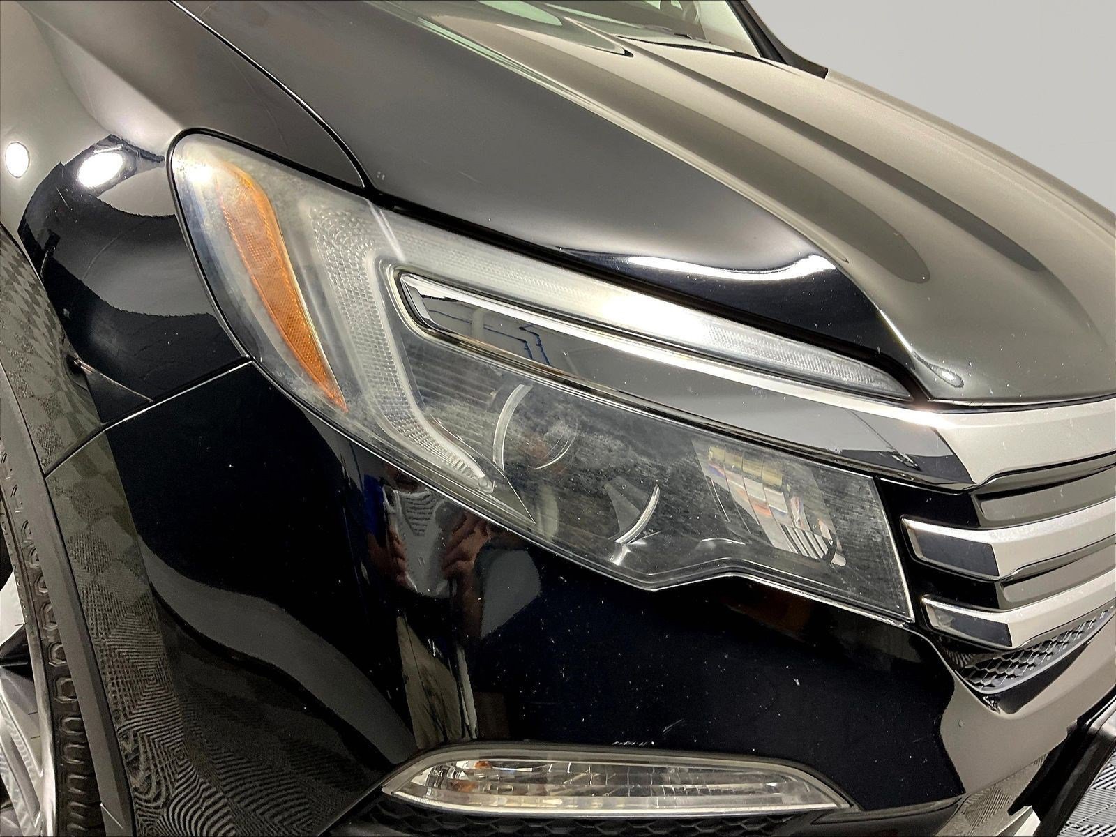 Used 2016 Honda Pilot Elite image 33