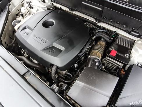 Used 2018 Volvo XC90 T6 Momentum w/ Convenience Package image 65