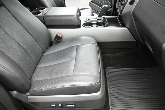 Used 2014 Ford Expedition Limited w/ Equipment Group 301A AWD/4WD image 29