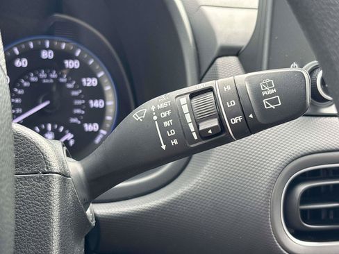 Used 2022 Hyundai Kona SE AWD/4WD image 26