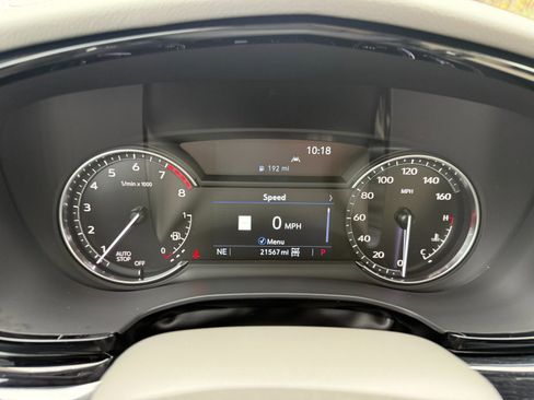 Used 2024 Cadillac XT6 Premium Luxury image 30