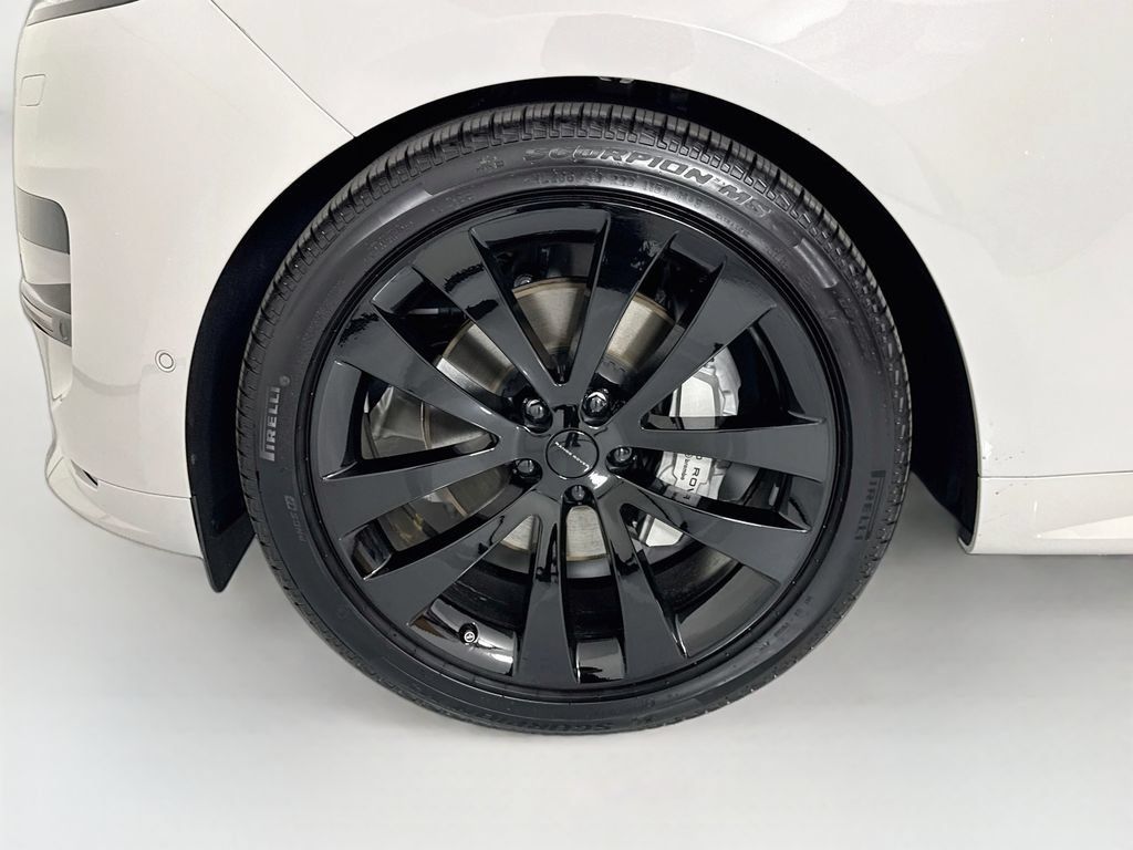 New 2026 Land Rover Range Rover Sport Dynamic SE AWD/4WD image 32