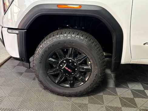 New 2026 GMC Sierra 2500 AT4 w/ Technology Package AWD/4WD image 12