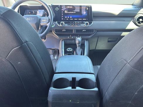 Used 2023 Chevrolet Colorado Trail Boss w/ Technology Package image 26