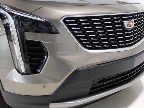 Used 2020 Cadillac XT4 Premium Luxury image 27