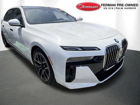 Certified 2025 BMW i7 xDrive60 AWD/4WD image 1