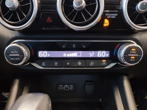 Used 2022 Nissan Sentra SV w/ All-Weather Package FWD image 18