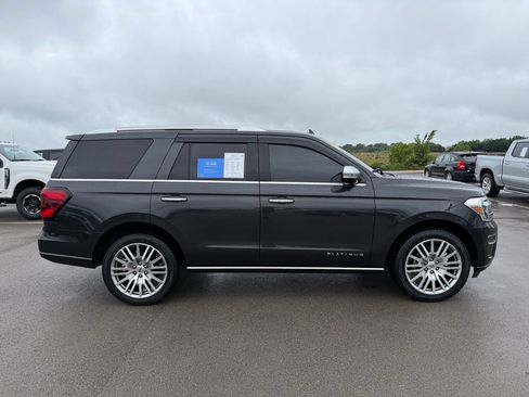Used 2023 Ford Expedition Platinum AWD/4WD image 35