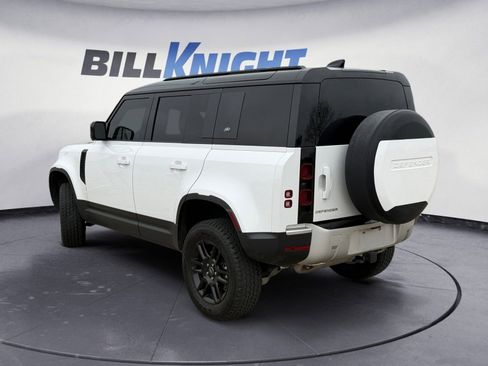 Used 2022 Land Rover Defender 110 S image 3