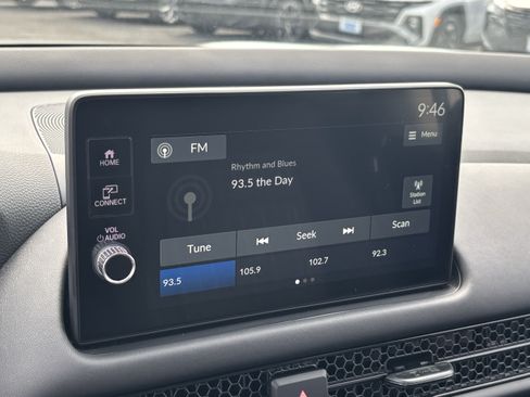 Used 2027 Honda HR-V LX image 18