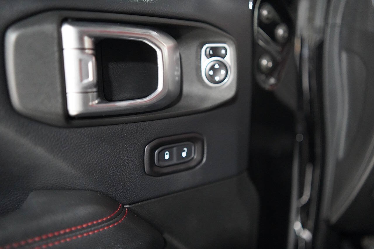 Used 2018 Jeep Wrangler Unlimited Rubicon AWD/4WD image 64