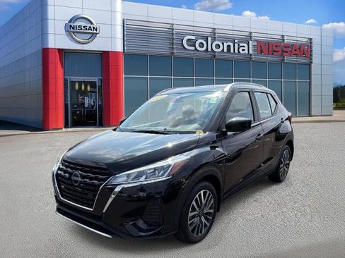 Certified 2024 Nissan Kicks SV FWD image 1