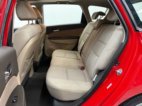 Used 2010 Hyundai Elantra SE image 21