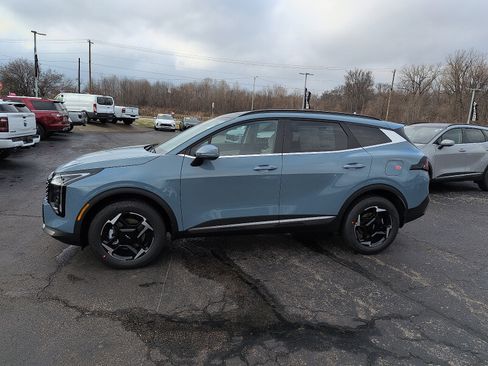 New 2026 Kia Sportage EX image 4