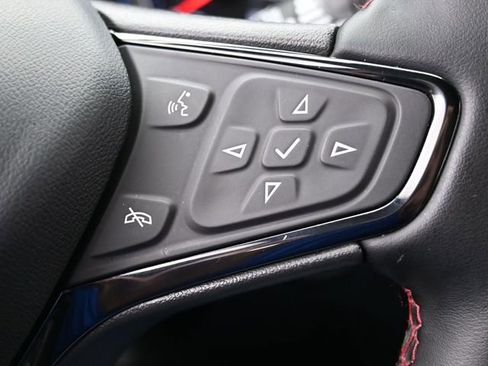 Used 2024 Chevrolet Equinox RS image 16