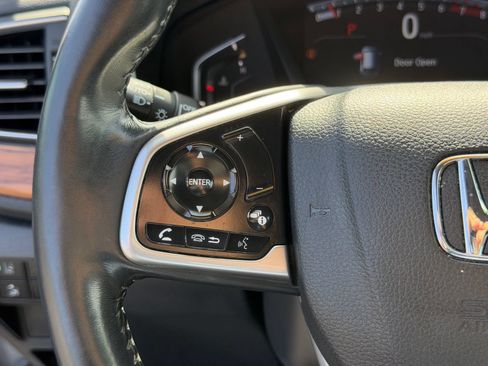 Used 2020 Honda CR-V Touring image 17