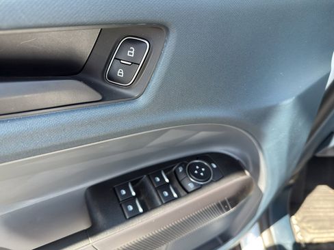 New 2025 Ford Maverick Lariat w/ Black Appearance Package image 13