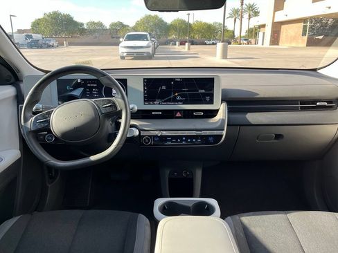 Used 2024 Hyundai Ioniq 5 SEL RWD image 12
