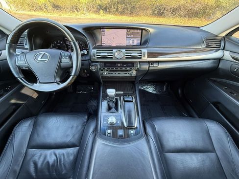 Used 2014 Lexus LS 460 image 26