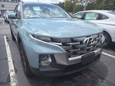 Used 2022 Hyundai Santa Cruz SEL w/ Activity Package AWD/4WD image 2