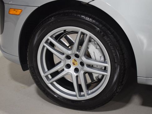 Used 2021 Porsche Macan GTS image 8