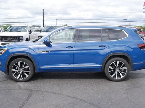 Used 2025 Volkswagen Atlas SEL Premium R-Line AWD/4WD image 9