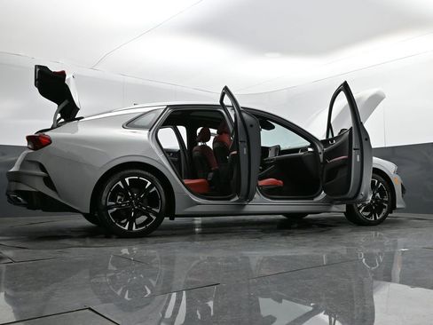 Used 2024 Kia K5 GT-Line image 35