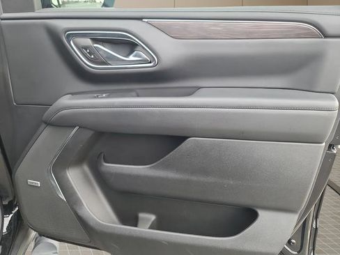 Used 2023 Chevrolet Tahoe Z71 w/ Z71 Off-Road Package image 37